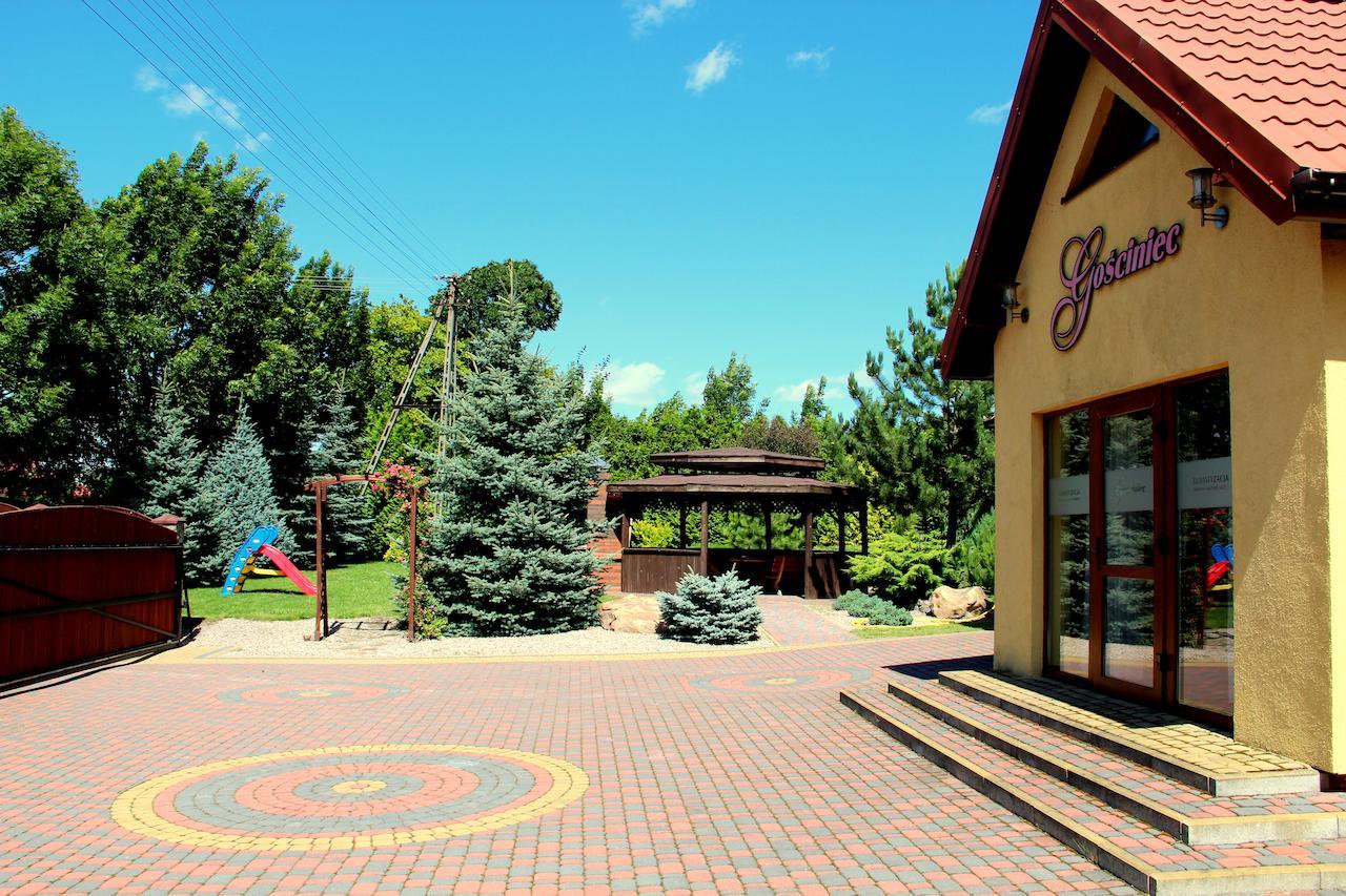Zajazd Gosciniec Nowosiolki-Kolonia Exterior foto